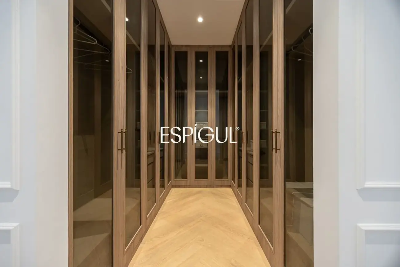 Piso en venta reformado con terraza en la codiciada Calle Núñez de Balboa, Madrid