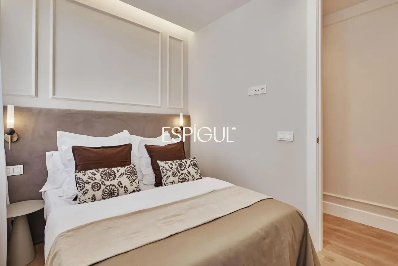 Отремонтированная квартира с кладовой на продажу в районе Саламанка