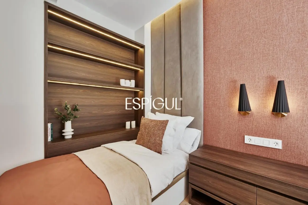 Отремонтированная квартира с кладовой на продажу в районе Саламанка