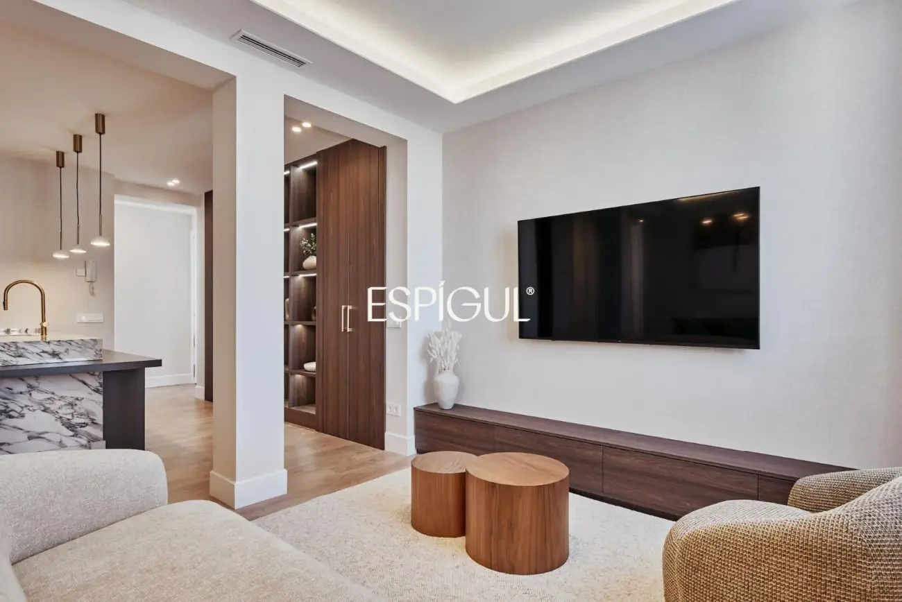 Appartement à vendre rénové avec débarras dans le quartier de Salamanca