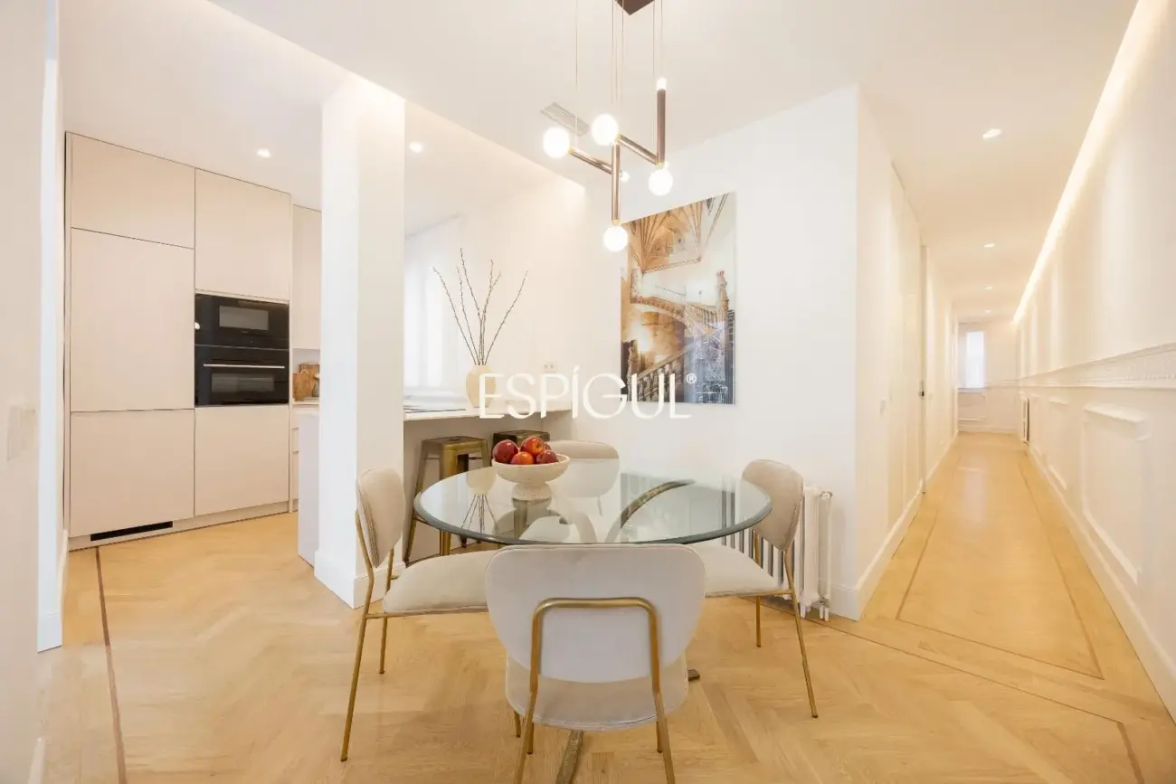 Piso en venta reformado en Castellana, Barrio Salamanca