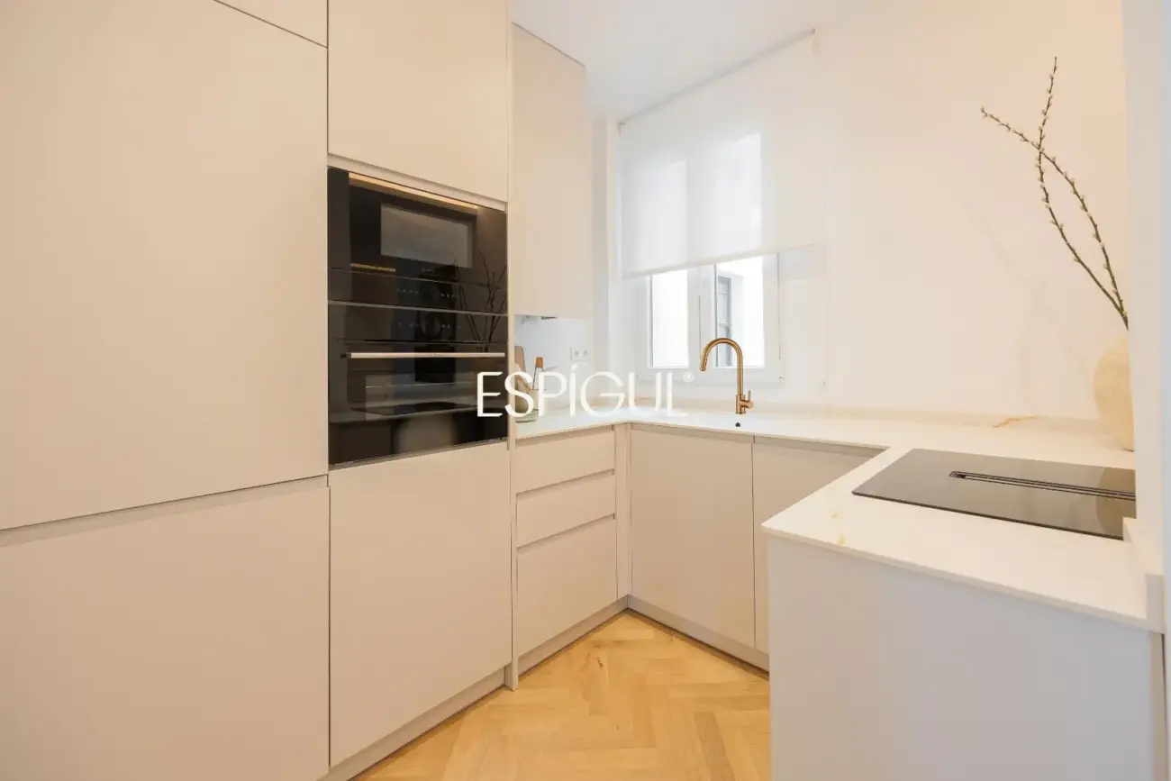 Piso en venta reformado en Castellana, Barrio Salamanca