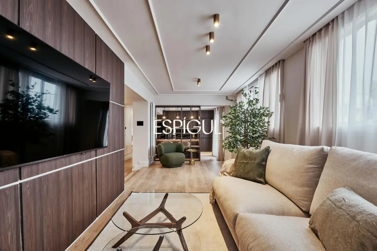 Отремонтированная квартира на продажу в районе Гойя, квартал Саламанка