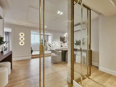 Отремонтированная квартира на продажу в районе Гойя, квартал Саламанка