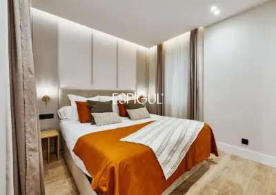 Renovated and furnished apartment for sale in the Salamanca district