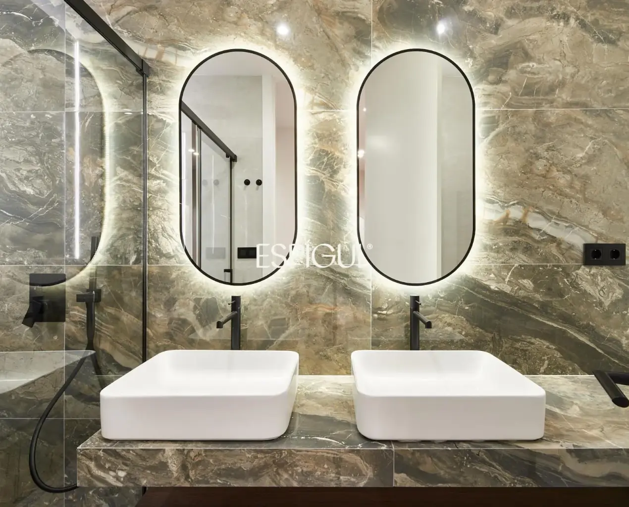 Renovated and furnished apartment for sale in the Salamanca district