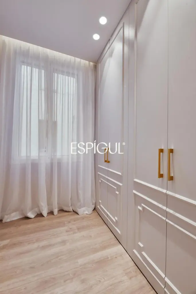 Appartement à vendre rénové et meublé dans immeuble classique, Justicia