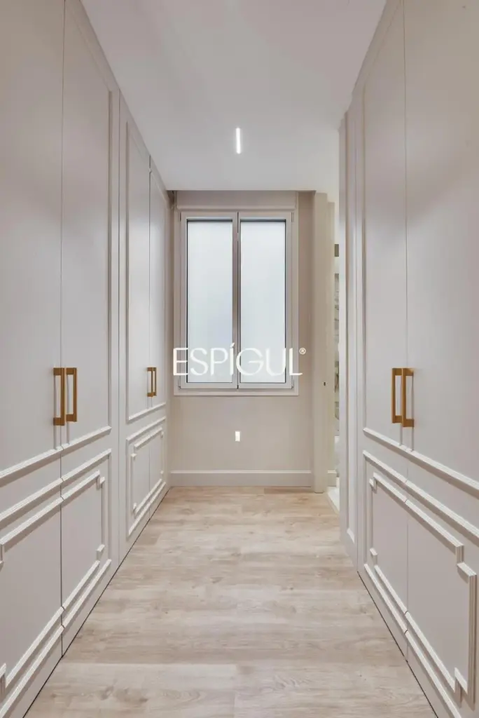 Appartement à vendre rénové et meublé dans immeuble classique, Justicia