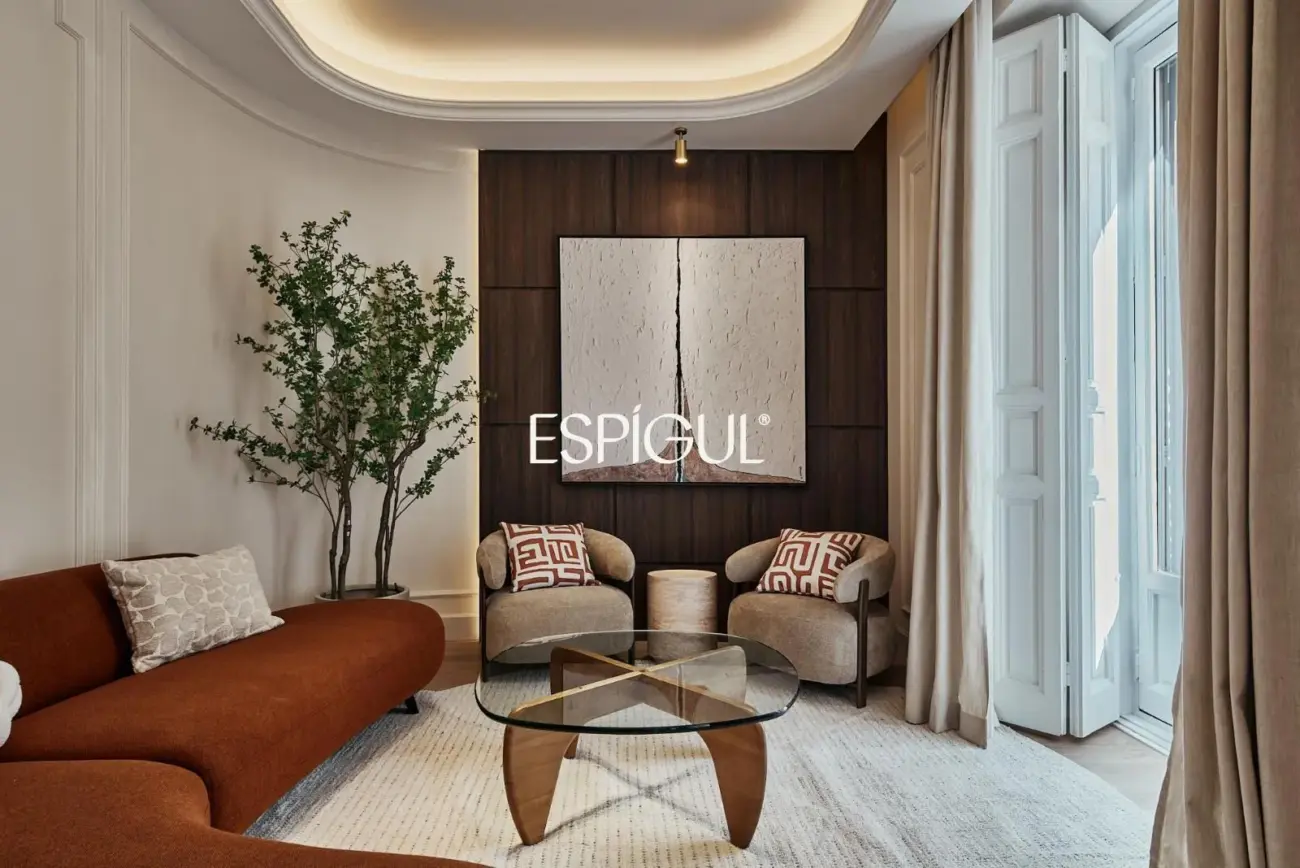 Appartement à vendre rénové et meublé dans immeuble classique, Justicia