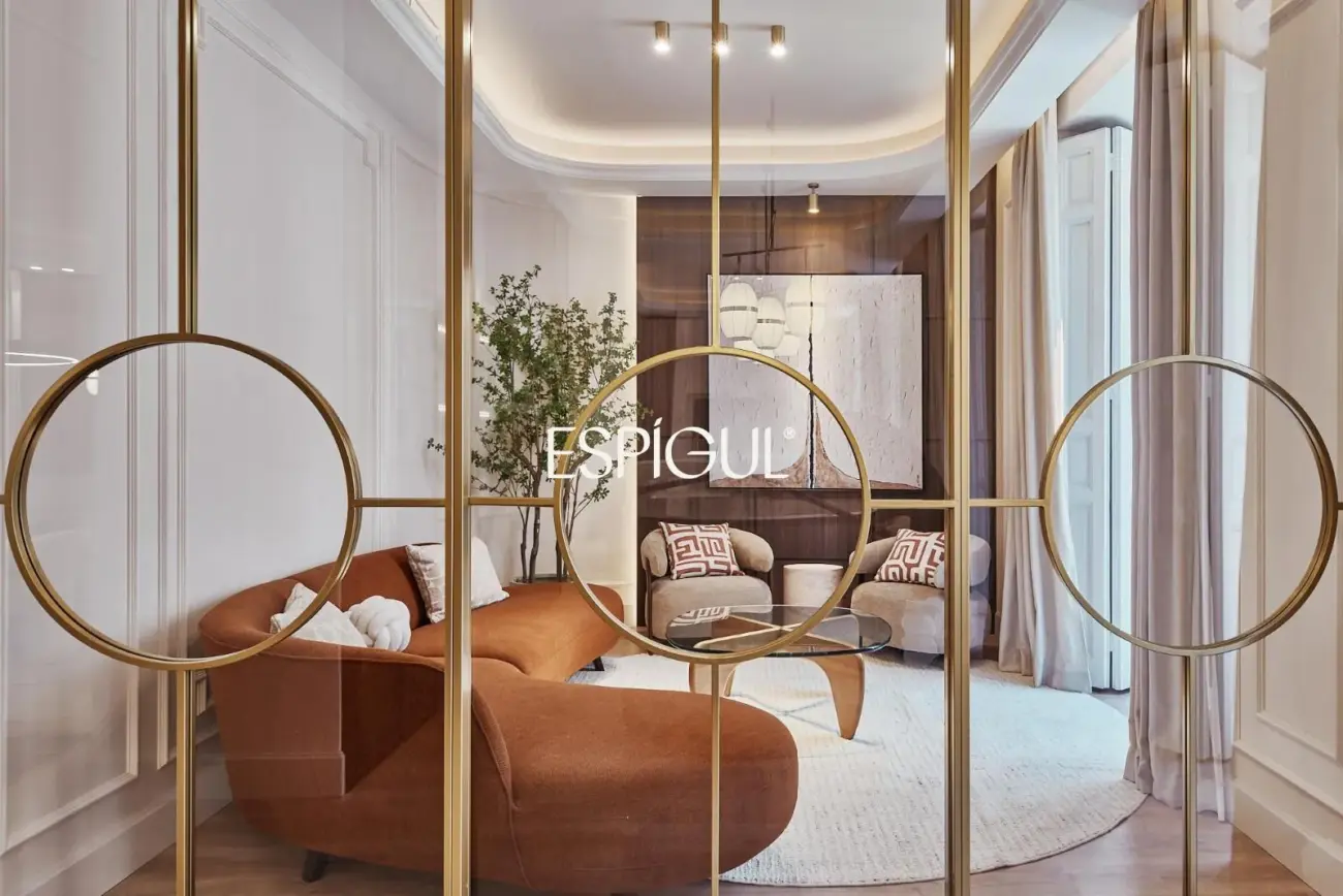 Appartement à vendre rénové et meublé dans immeuble classique, Justicia