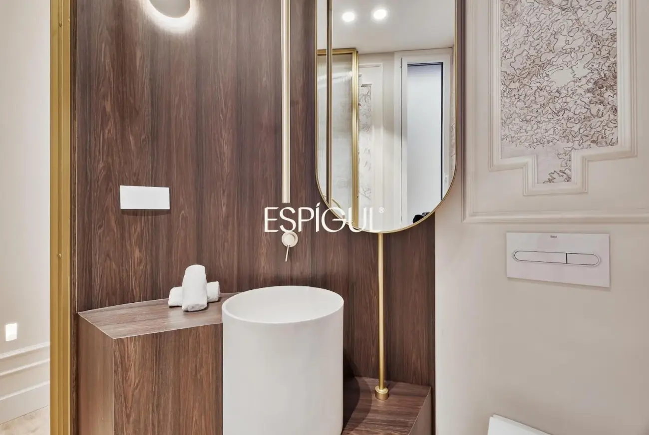 Appartement à vendre rénové et meublé dans immeuble classique, Justicia