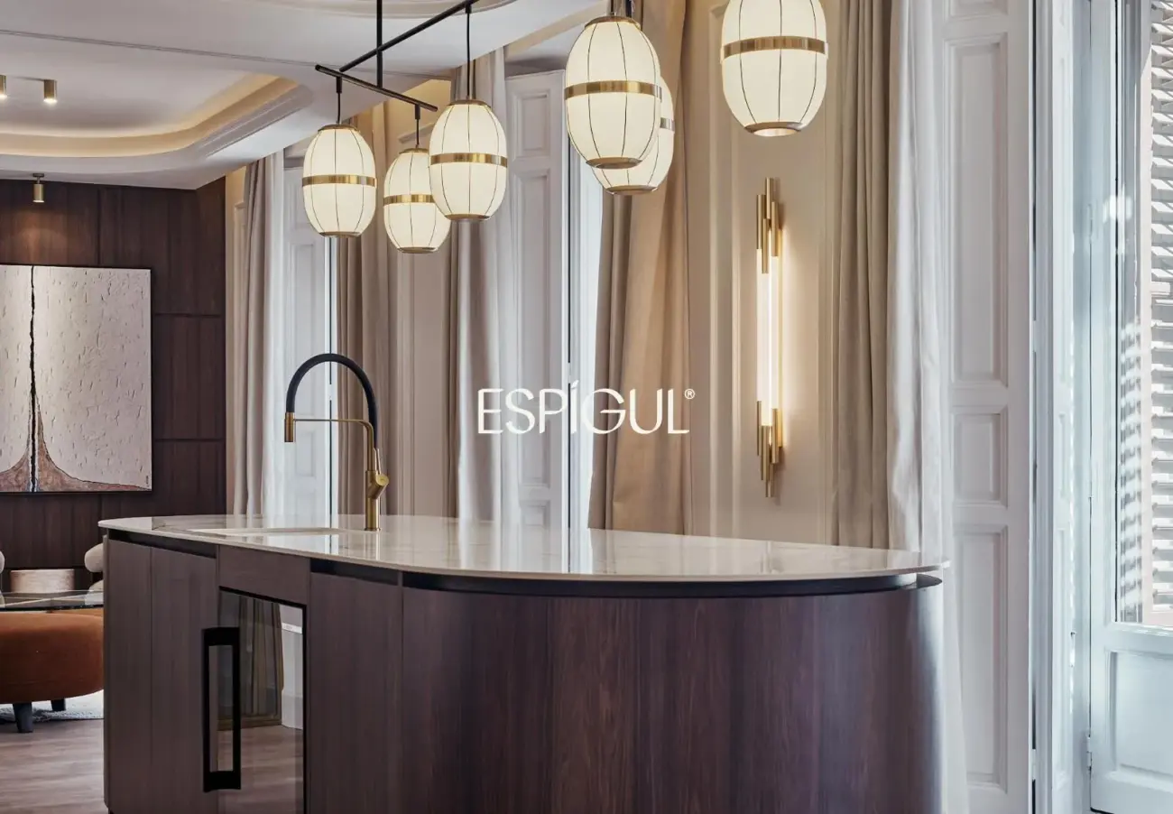 Appartement à vendre rénové et meublé dans immeuble classique, Justicia