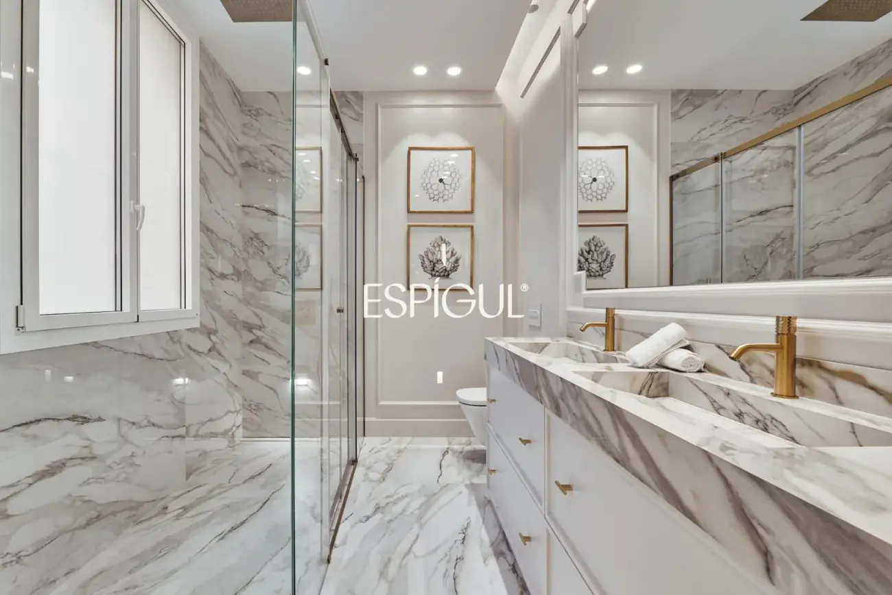 Appartement à vendre rénové et meublé dans immeuble classique, Justicia