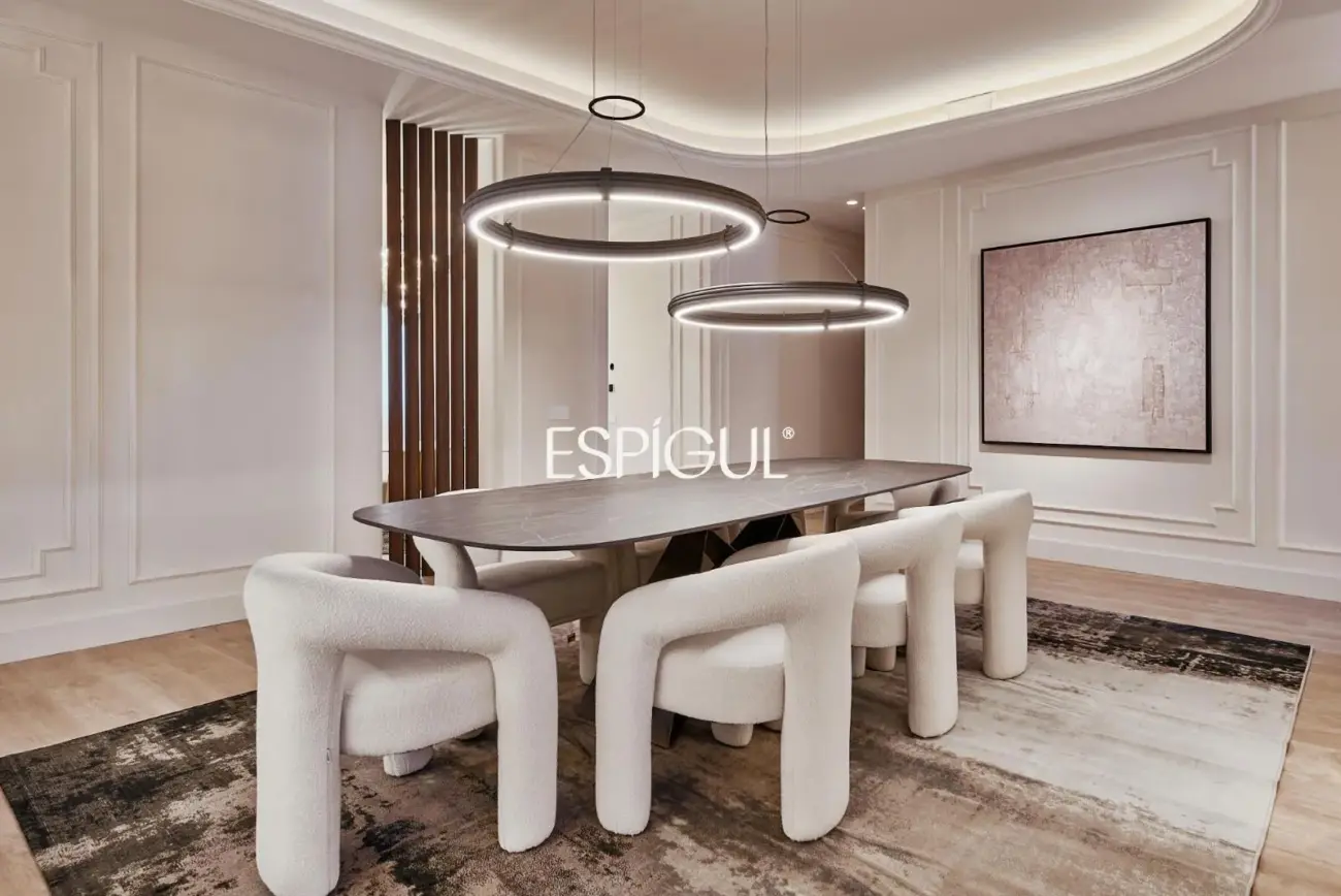 Appartement à vendre rénové et meublé dans immeuble classique, Justicia