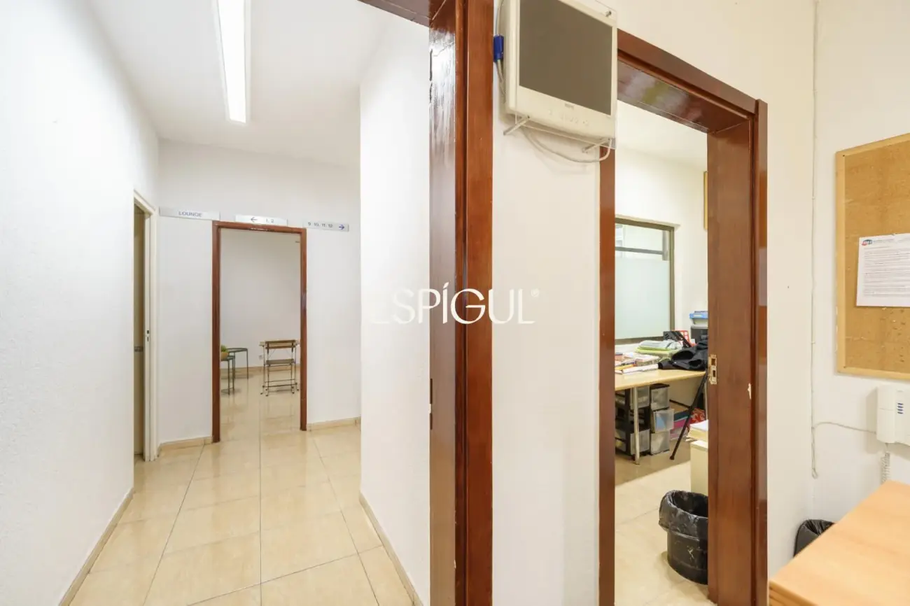 Уникальная квартира под ремонт в престижном здании Quadrat d’Or