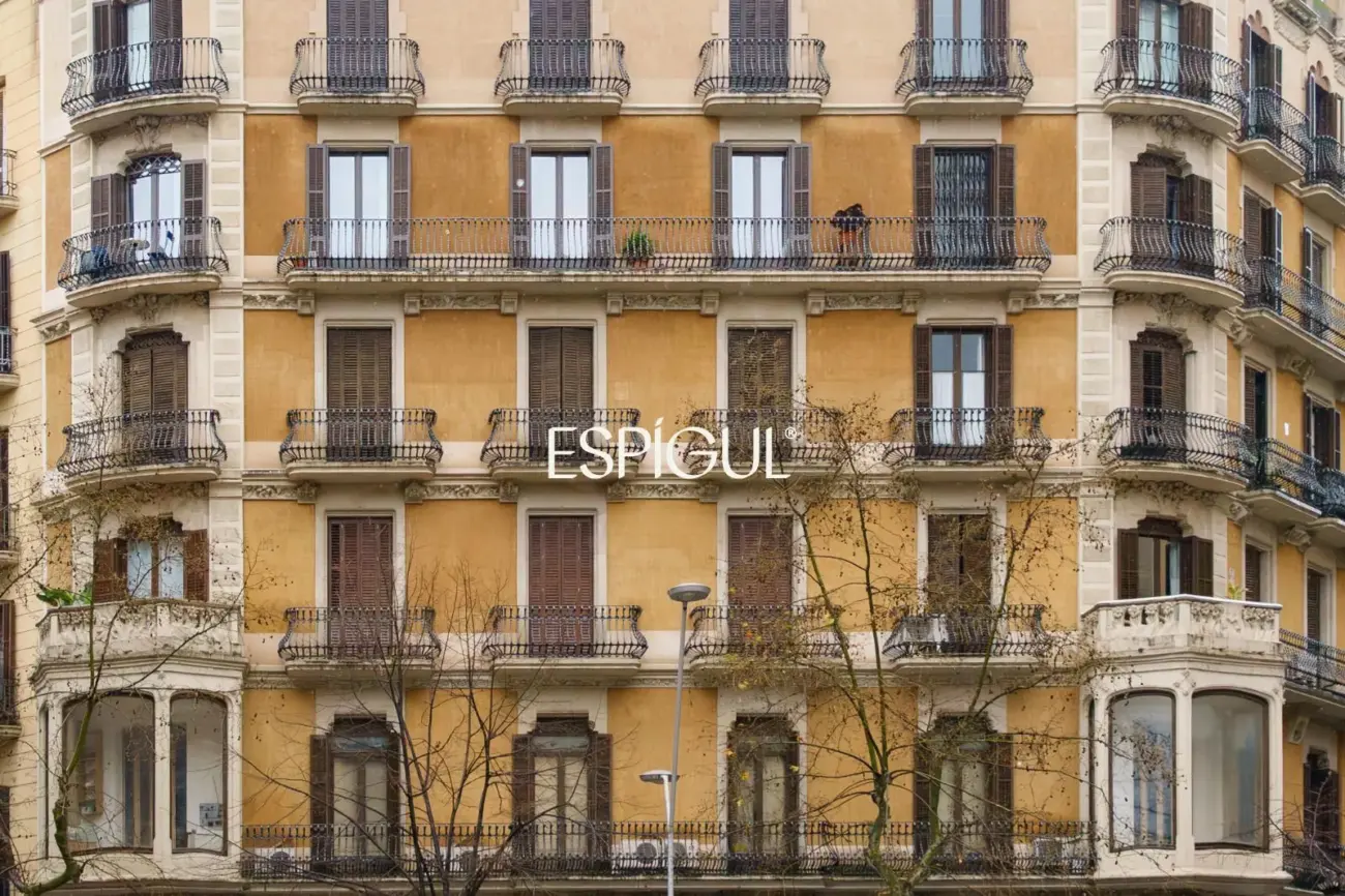 Уникальная квартира под ремонт в престижном здании Quadrat d’Or