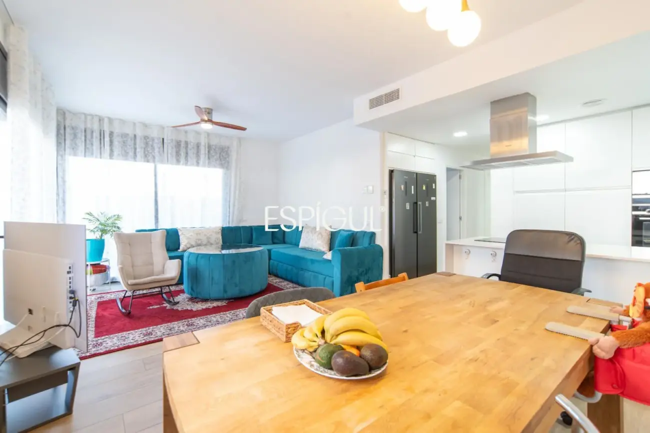 Planta baja de 3 habitaciones en Vilablareix