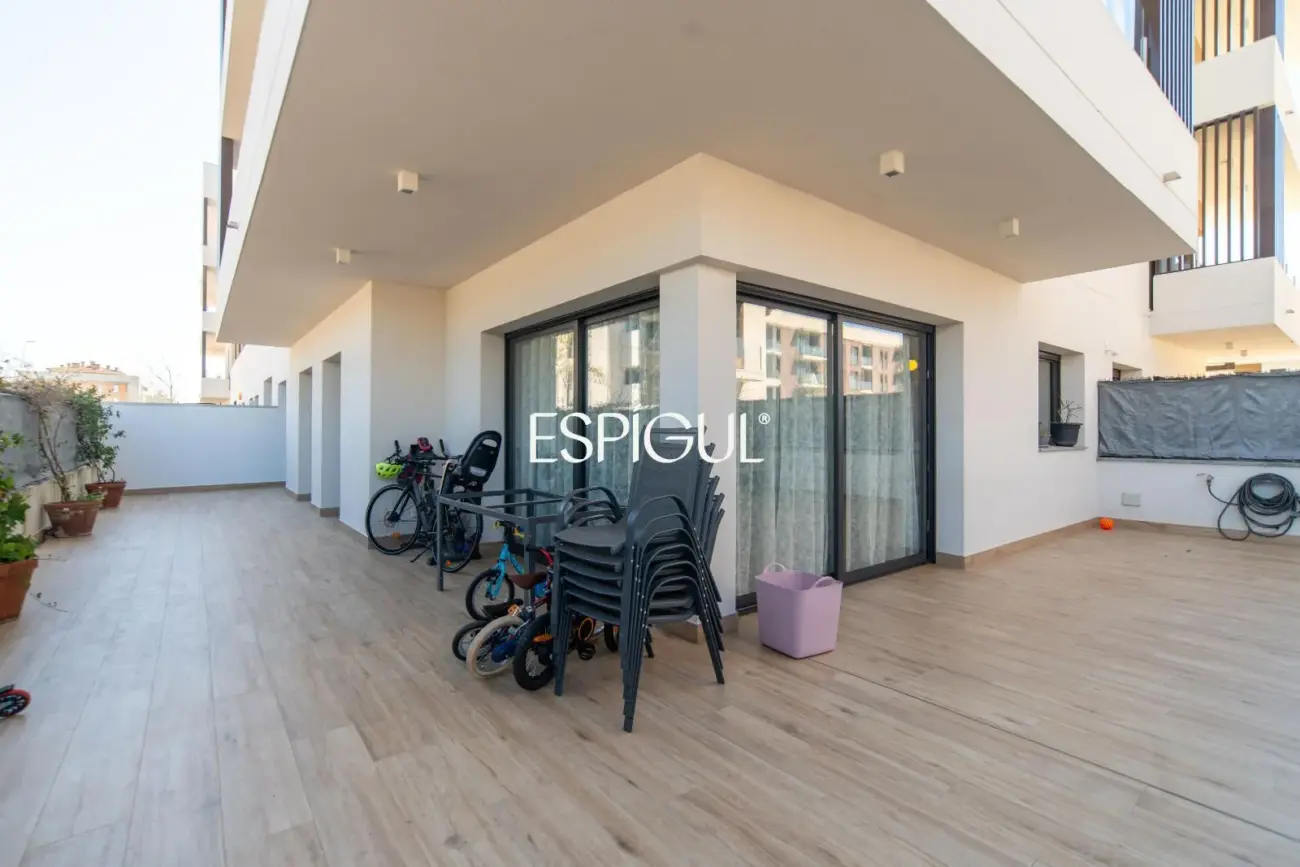 Planta baja de 3 habitaciones en Vilablareix