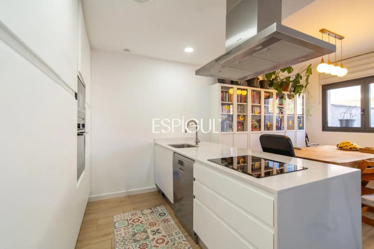 Planta baja de 3 habitaciones en Vilablareix