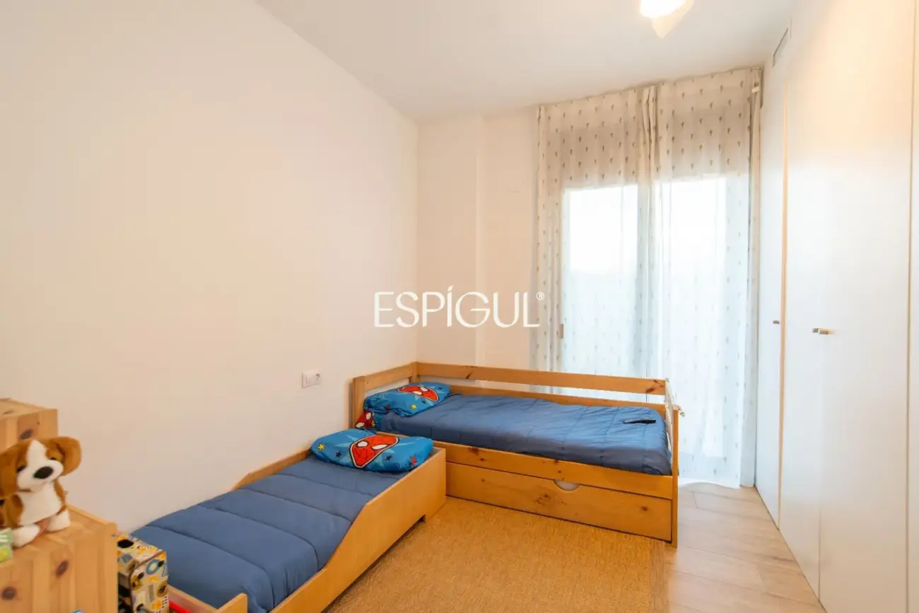 Planta baja de 3 habitaciones en Vilablareix