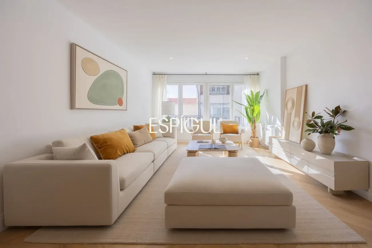 Se vende espectacular piso reformado en el corazón del barrio de Recoletos