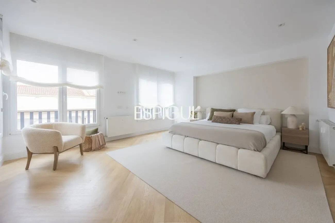 Se vende espectacular piso reformado en el corazón del barrio de Recoletos