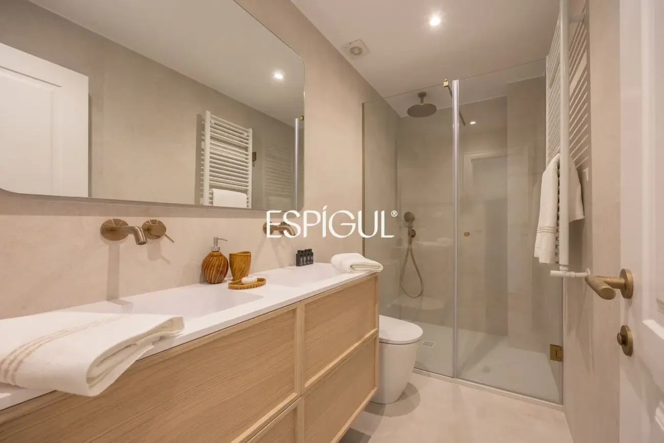 Se vende espectacular piso reformado en el corazón del barrio de Recoletos