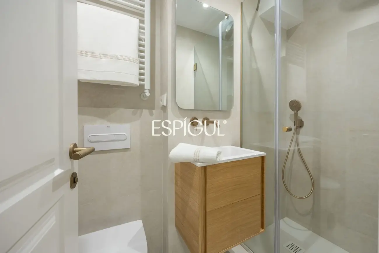 Se vende espectacular piso reformado en el corazón del barrio de Recoletos