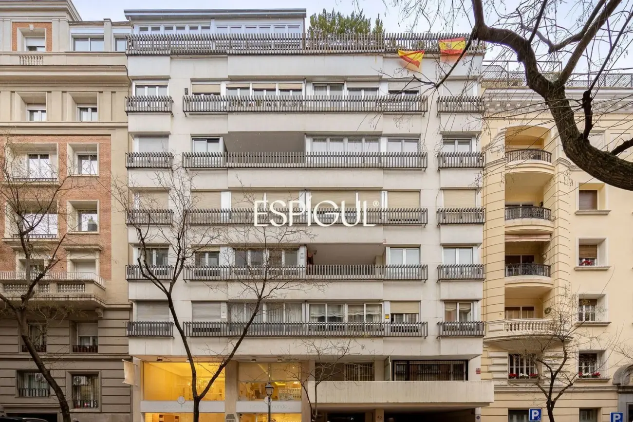 Se vende espectacular piso reformado en el corazón del barrio de Recoletos