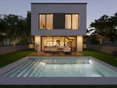 Villa mit Pool und privatem Garten in S’Agaró