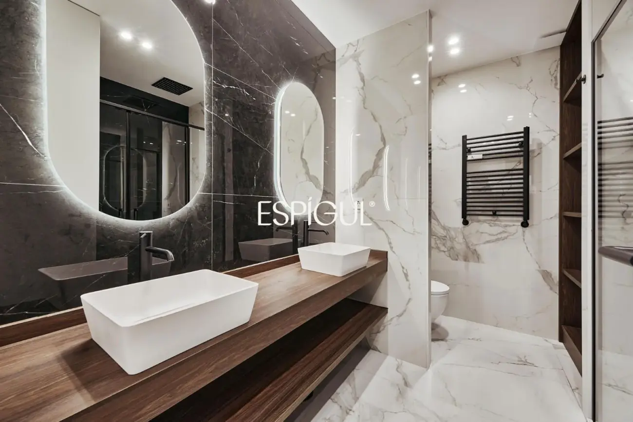 Vivienda situada en la calle General Díaz Porlier con plaza de garaje, Lista