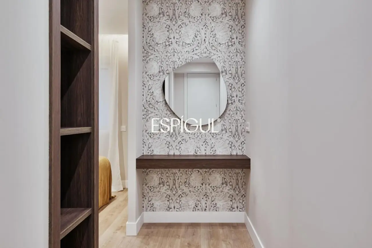 Vivienda situada en la calle General Díaz Porlier con plaza de garaje, Lista