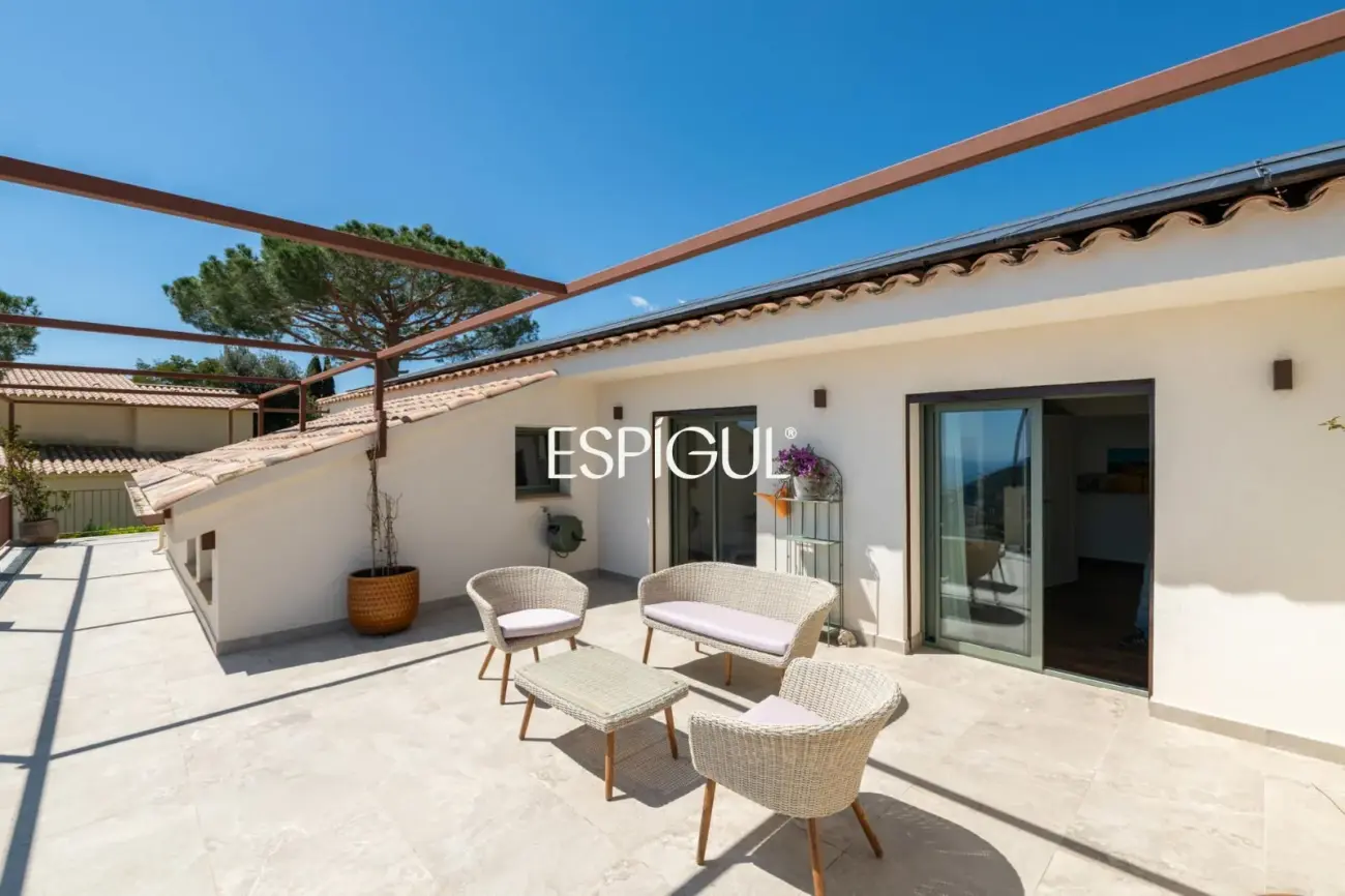 Vivre le luxe à Cabrils : vues, design et exclusivité