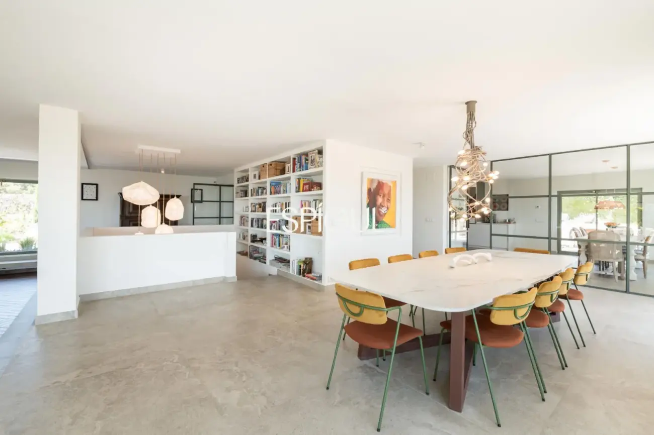 Vivre le luxe à Cabrils : vues, design et exclusivité