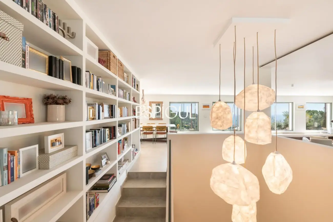 Vivre le luxe à Cabrils : vues, design et exclusivité