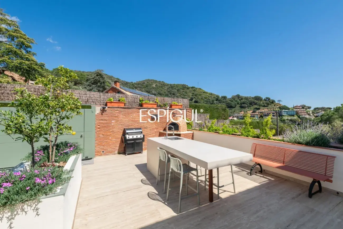 Vivre le luxe à Cabrils : vues, design et exclusivité