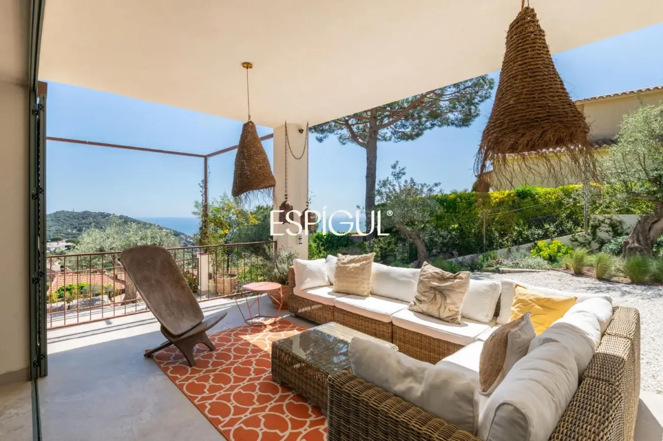 Vivre le luxe à Cabrils : vues, design et exclusivité