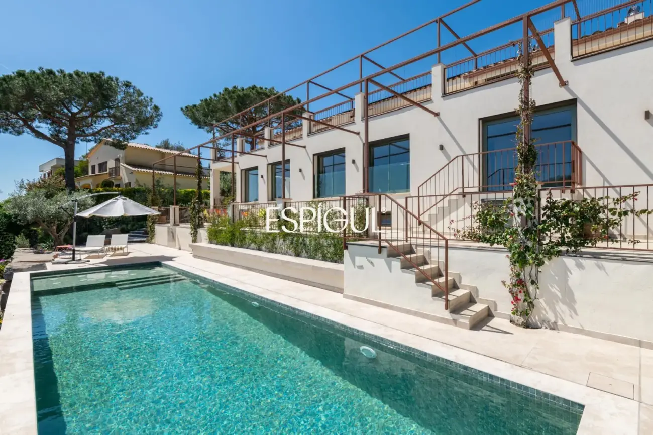 Vivre le luxe à Cabrils : vues, design et exclusivité