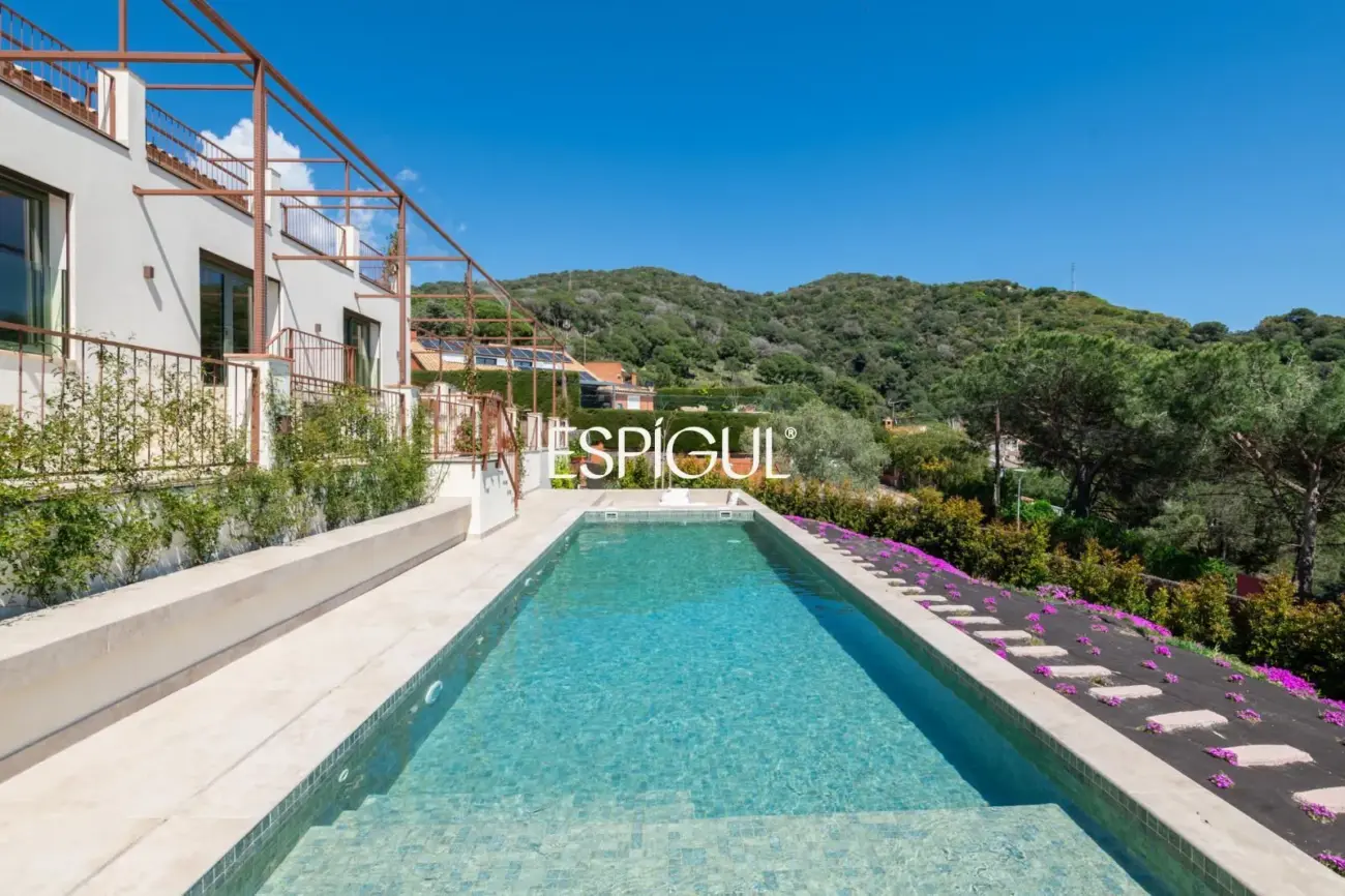 Vivre le luxe à Cabrils : vues, design et exclusivité