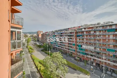 7ª Planta con Sol Directo, 4 Habitaciones y Parking incluido junto a Can Batlló