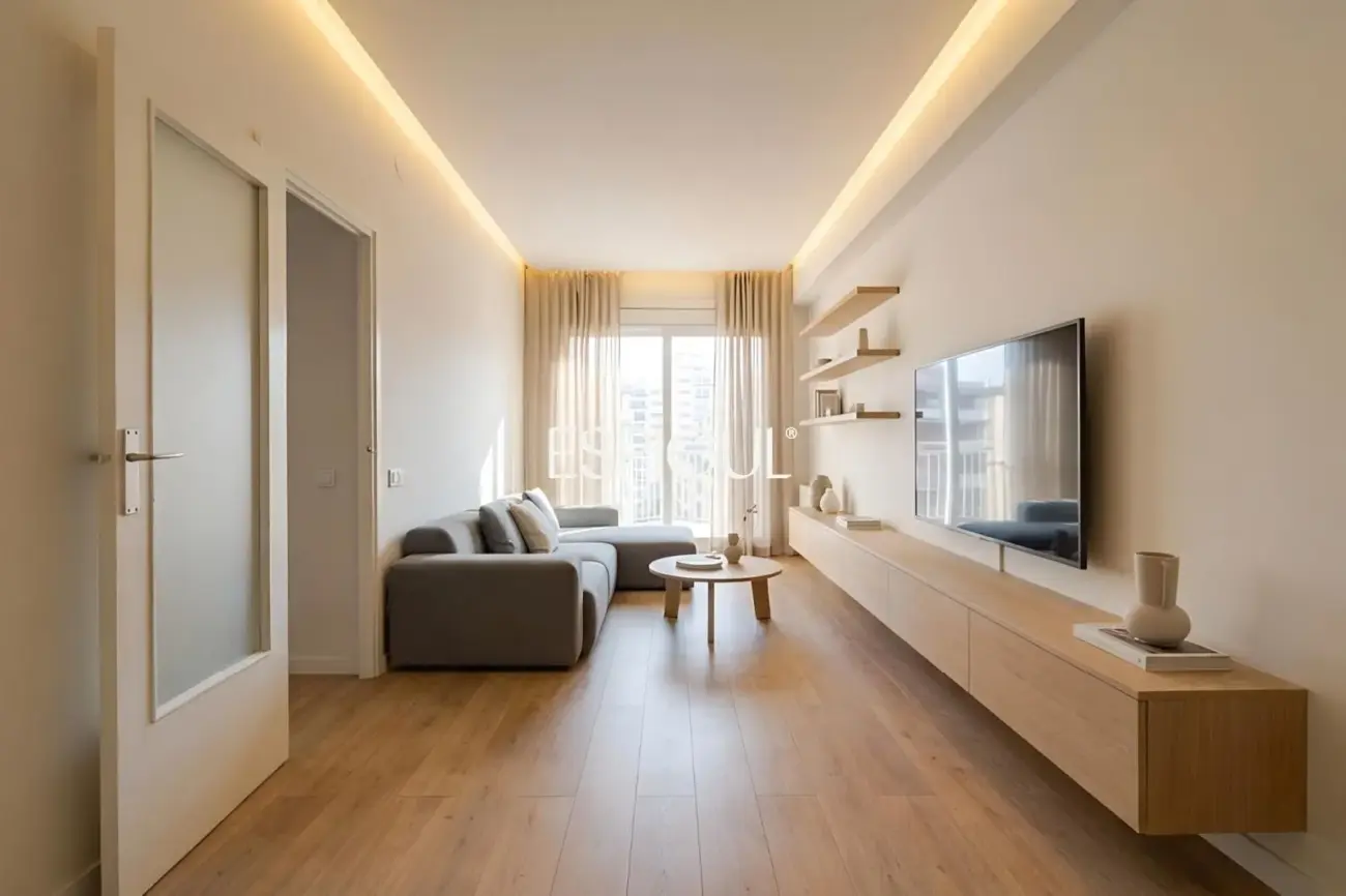 7ª Planta con Sol Directo, 4 Habitaciones y Parking incluido junto a Can Batlló