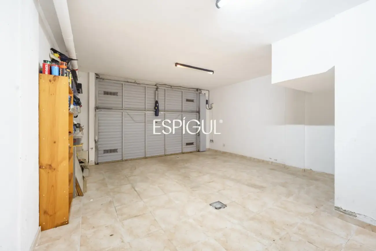 Spacious renovated house with a large terrace in the center of Vilassar de Mar