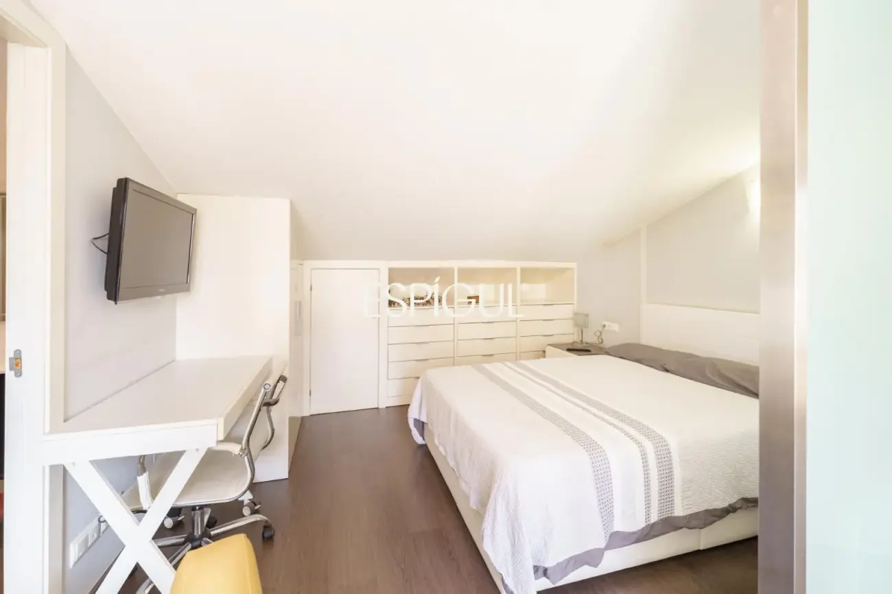 Spacious renovated house with a large terrace in the center of Vilassar de Mar