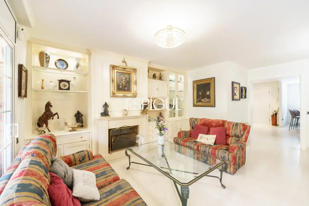Spacious renovated house with a large terrace in the center of Vilassar de Mar