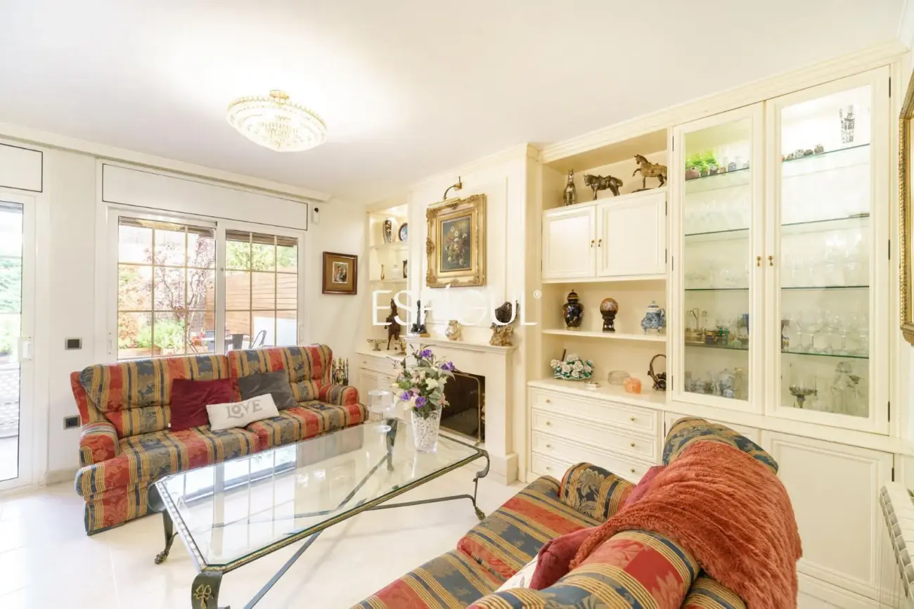 Spacious renovated house with a large terrace in the center of Vilassar de Mar