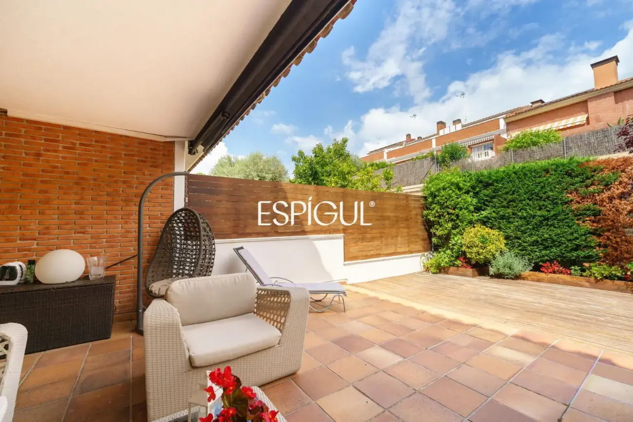 Spacious renovated house with a large terrace in the center of Vilassar de Mar