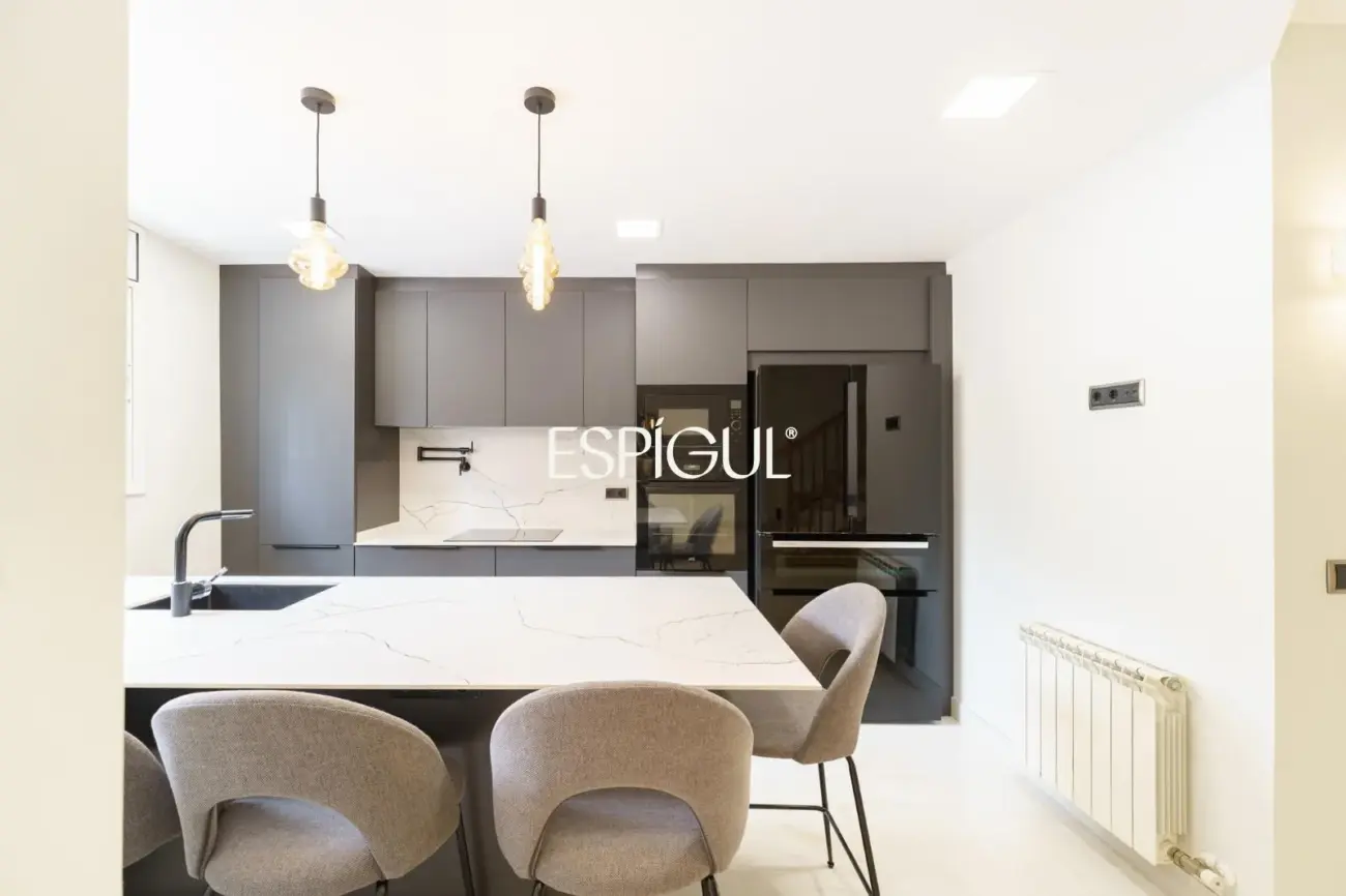 Spacious renovated house with a large terrace in the center of Vilassar de Mar
