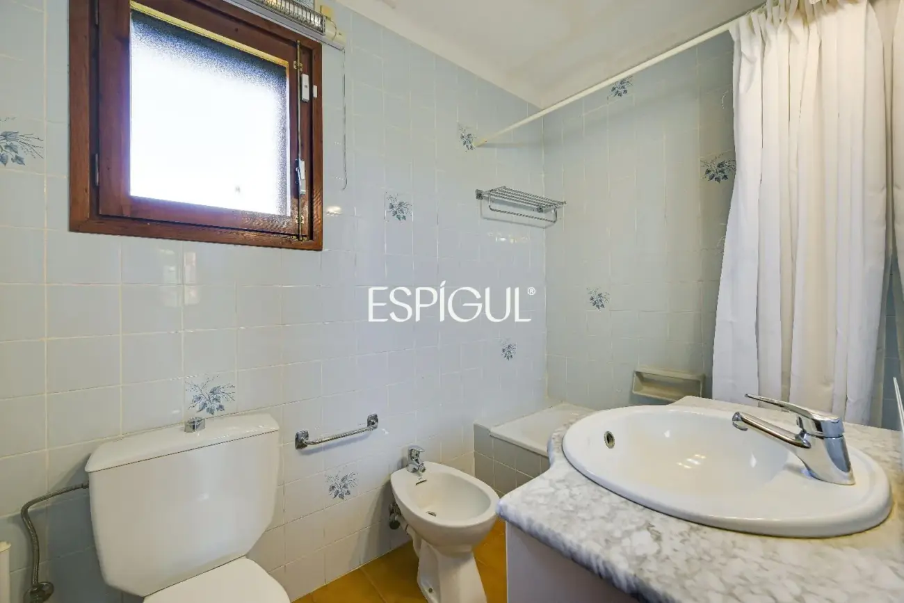 Àmplia vil·la amb piscina privada a Mas Pallí, Calonge