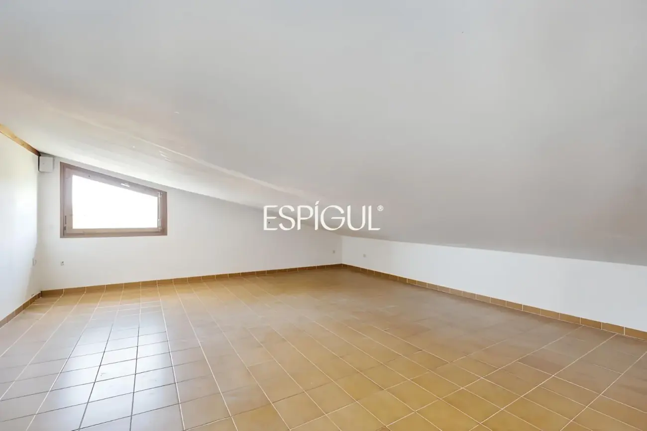 Àmplia vil·la amb piscina privada a Mas Pallí, Calonge