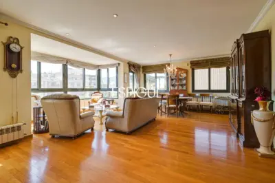 Àtic dúplex a Arenys de Mar de 206 m² amb una terrassa de 20 m²